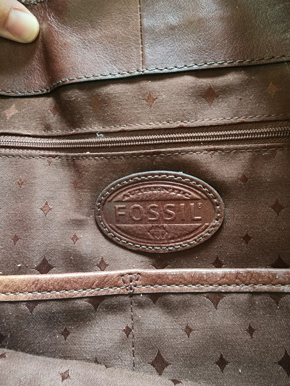 FOSSIL Vintage Two-Tone Brown Leather Tote Bag - Picture 7 of 11